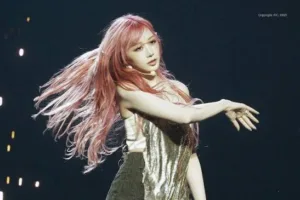 آهنگ Dopamine جیزل (Giselle) اسپا (Aespa)