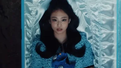 عکس جنی برای آهنگ Hangover-منبع: بیلبورد