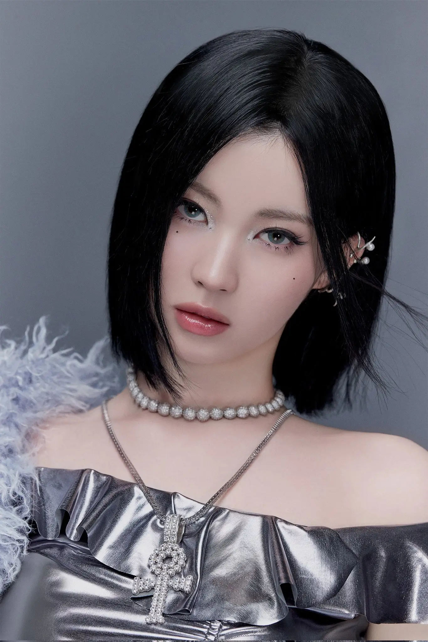 فوتوشوت های آسا برای آهنگ Psycho بیبی مانستر